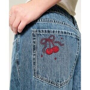 NWT Hollister Low-rise Super Baggy Jeans Women's W31 / 12 Short Extra Wide Legs